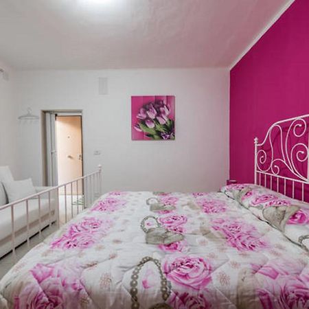 Al Cortile Apartment Bari Luaran gambar